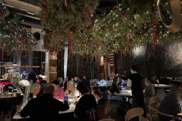 Если получится сесть и заказать, все остальное идет как по маслу