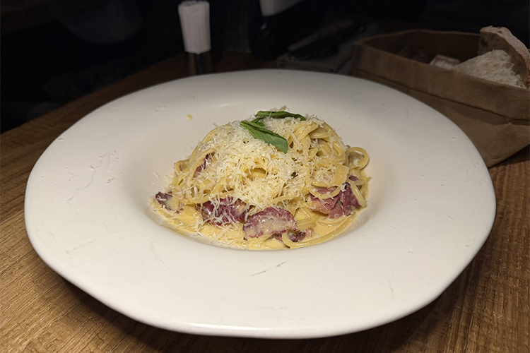 Карбонара с кониной