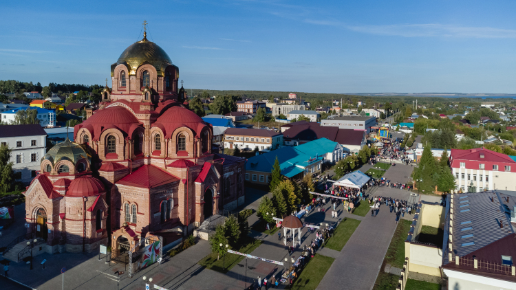 Население Лаишевского района по состоянию на 1 января 2026 года &mdash; 75 тыс. человек. На 1 января 2019-го было 44,5 тыс. человек, прирост за 7 лет &mdash; более 30 тыс. прописанного населения, и эта тенденция продолжается