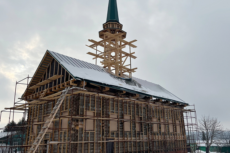 На реставрацию мечети села Айбаш Высокогорского района РТ из бюджета республики было выделено 4,8 млн рублей. Предполагается, что к 20 марта мечеть распахнет свои двери для верующих