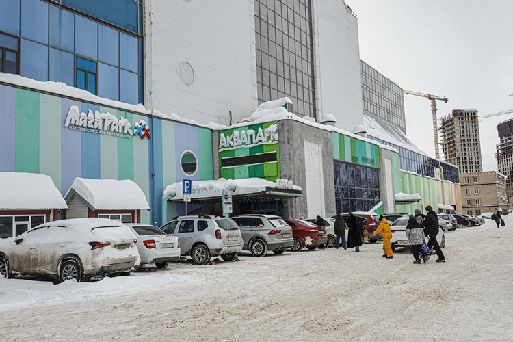 Очевидно, что в перспективе от арендного бизнеса собственник здания решил отказаться в пользу жилья