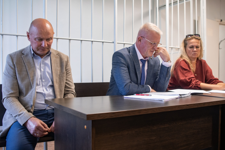 В ноябре прошлого года Набережночелнинский горсуд приговорил его к 4 годам «строгача», несмотря на то что гособвинение и защита Камаева просили условный срок