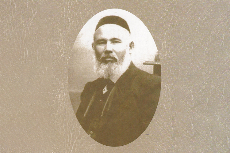 «Ибрагим, описавший свое первое пребывание в Японии (известное) в период 1908–1909 годов интересными наблюдениями, по его собственному выражению, отмечал: «В Японии существует благодатная среда, подходящая для распространения ислама»