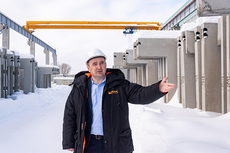 «В Дубае строят виллы из железобетона, чтобы шейхам хватило места для всех жен!»