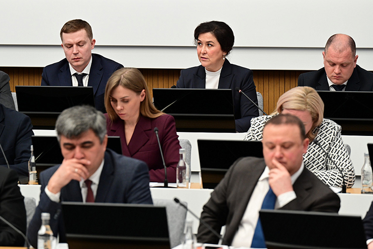 Еще в этот понедельник Шафикова докладывала главе РБ Радию Хабирову о том, что на текущий год регион из федерального бюджета на финансирование культуры получит свыше 1,62 млрд рублей, что на 92,3% больше показателя 2025-го