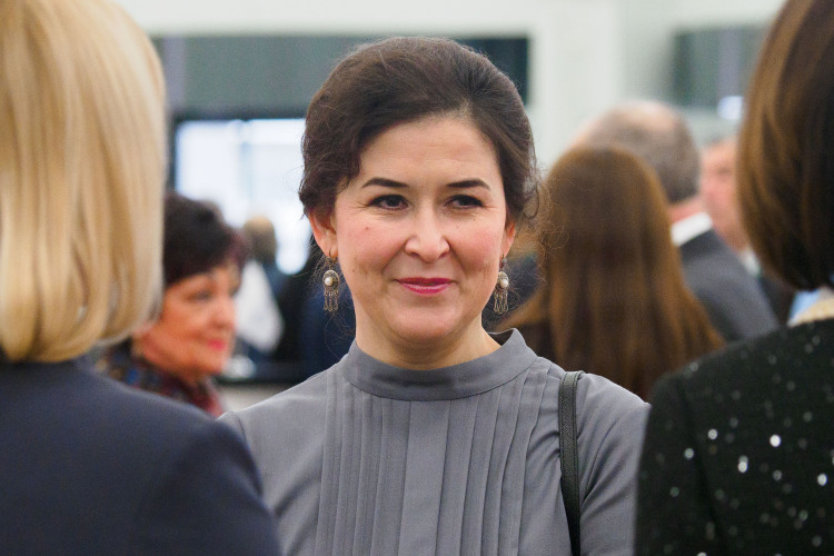 «Одно из главных качеств руководителя &mdash; неравнодушие к тому, что ты делаешь. Не менее важно и умение слышать всех, кто рядом», &mdash; рассказывала Шафикова о своем стиле руководства в интервью