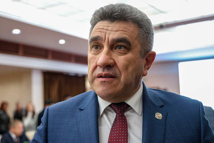 Ильсур Хадиуллин: «В этом сложном мире, и не только у нас в стране, многое зависит от родительского сообщества, от вас»