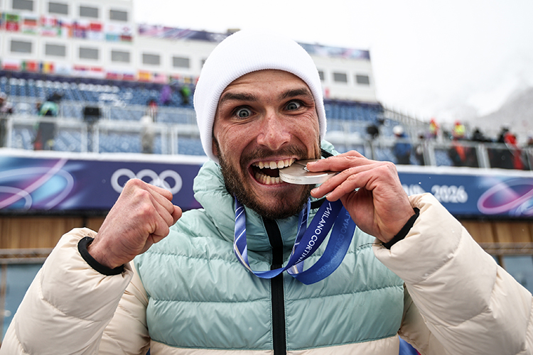 «Мужик сказал – мужик сделал!»: Россия выиграла первую медаль на Олимпиаде