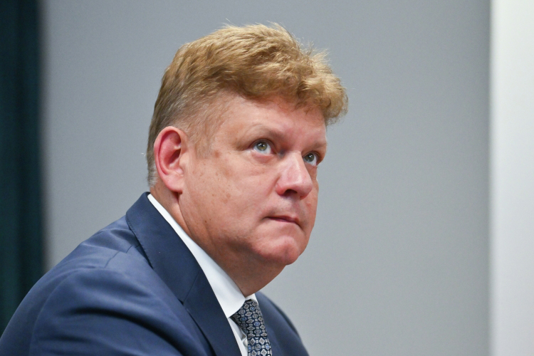 Анатолий Серышев