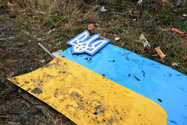 «Украина &mdash; абсолютно искусственное образование, она могла сохраниться в виде федеративного образования, где каждая территория живёт в соответствии со своими языковыми, культурными, религиозными традициями»