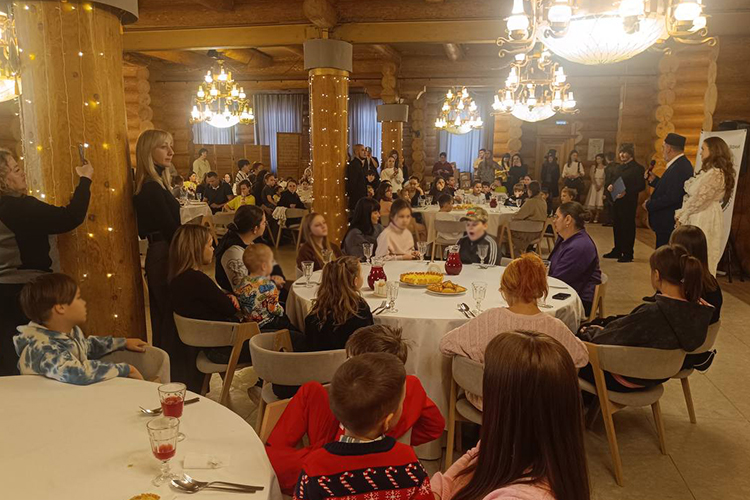 В «Туган Авалым» неоднократно проводили свои мероприятия волонтеры группы «Батыр. Мы с вами» &mdash; например, новогоднюю елку для детей участников СВО