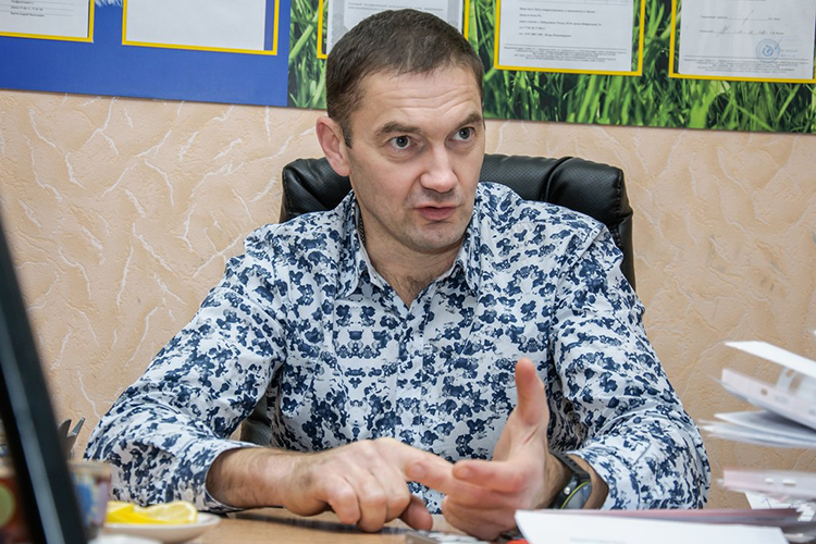 Руководитель компании «Промтест» Андрей Балта сначала приобретал генераторы для бойцов, а позже разработал «стаканы» для сброса гранат с дронов, наладив у себя их производство