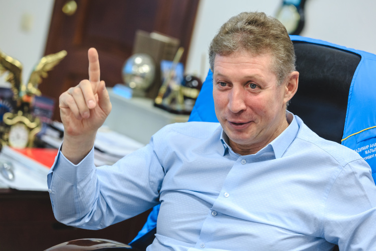 Помогает казанским волонтерам также и президент компании «Агава» (владелец сети магазинов «Мегастрой») Владимир Малыгин