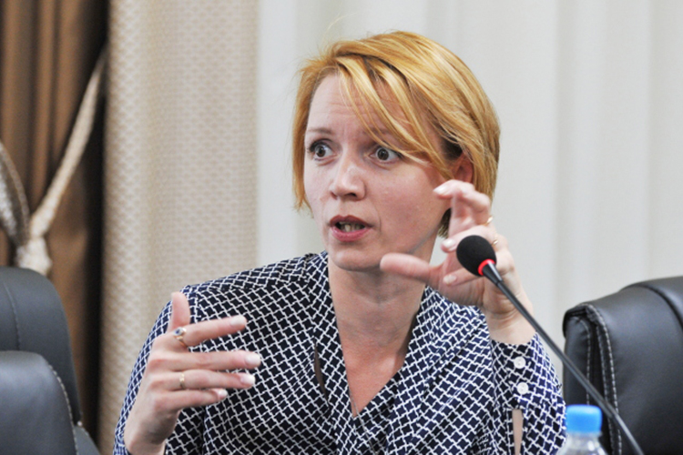 Светлана Щербакова чуть ли не с первых дней влилась в коллектив волонтерской группы «Вкус дома НЧ», начала сушить овощи, готовить крупы для сублимированных супов, котлеты из индейки для реторт-пакетов и многое другое