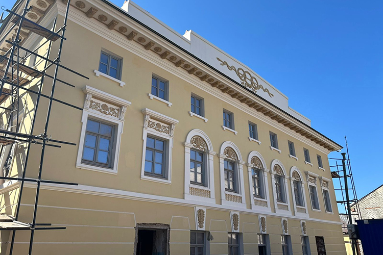 Недавно стало известно, что дом Пискунова на ул. Рахматулллина &mdash; объект культурного наследия 1841 года постройки, спроектированный архитектором Петонди, &mdash; планируют приспособить под офисы