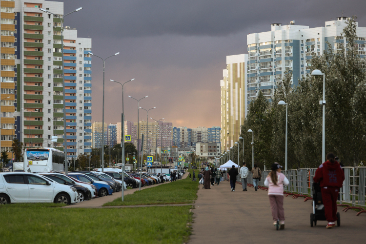 В январе 2026 года Госжилфонд заселил два дома в микрорайоне «Салават Купере» по стоимости 111,2 тыс. рублей за квадратный метр. Квартиры сдают с ремонтом, сантехникой, счетчиками