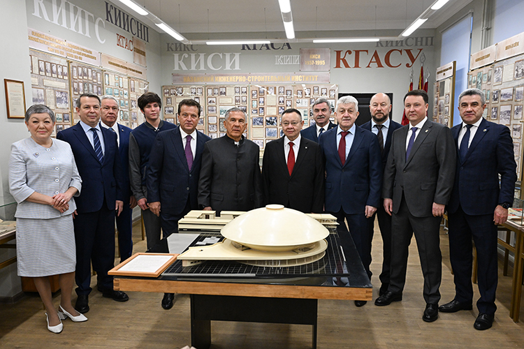 Профессор КГАСУ, академик АН РТ Альфред Сулейманов рассказал «БИЗНЕС Online» об истории создания научного направления по прогнозированию долговечности строительных материалов и конструкций