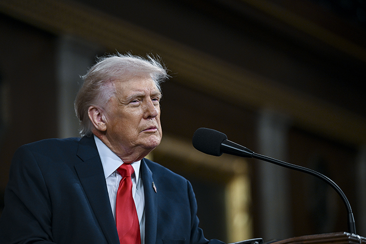 Основными факторами, влияющими на скидки, остаются санкции и давление президента США Дональда Трампа на Индию с требованием сократить закупки нефти в России