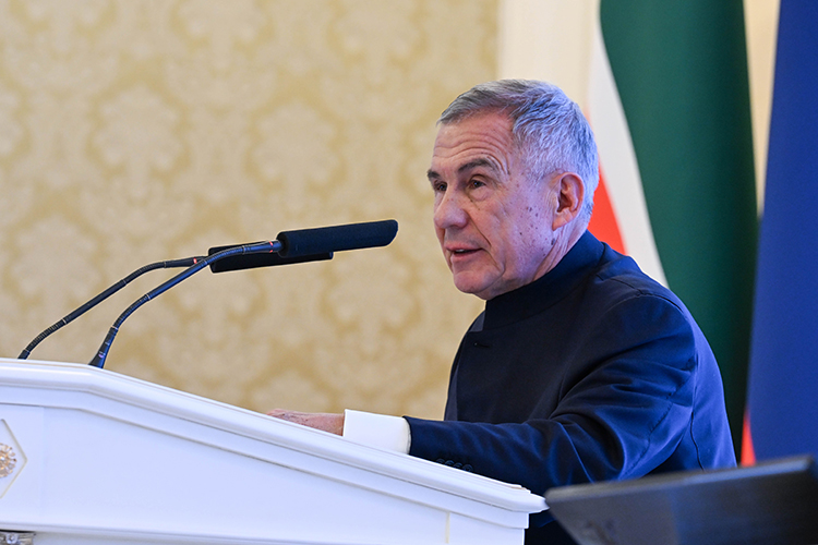 На чем Минниханов также остановил свое внимание &mdash; это городское здравоохранение.