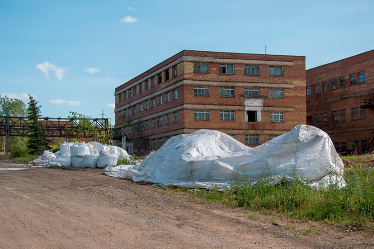 Производимая на заводе им. Карпова продукция была весьма востребована на рынке, а часть ассортимента не производится больше нигде в России