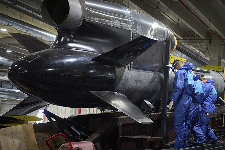 Еще в конце октября 2025-го минобороны РФ <a href="https://t.me/mod_russia/58033" target="_blank">с</a>ообщало, что в ответ на террористические атаки Украины по гражданским объектам на территории России ВС РФ нанесли массированный и групповые удары высокоточным орудием большой дальности и ударными БПЛА, поразив в том числе цеха сборки ракет «Фламинго»