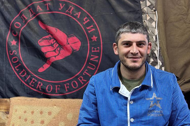 Книга джунглей: Маугли из батальона «Алга» долго был на штурмах, а теперь спасает бойцов