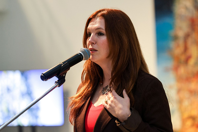 Олеся Балтусова: «Ведическая архитектура, как и ведическая живопись производят сильное потрясение чувств, поскольку эти работы хочется долго разглядывать»