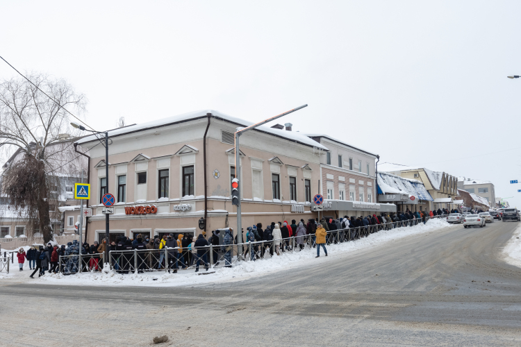 В планах у администрации района &mdash; реконструкция улицы Профсоюзной, чтобы сделать ее более удобной для пешеходов
