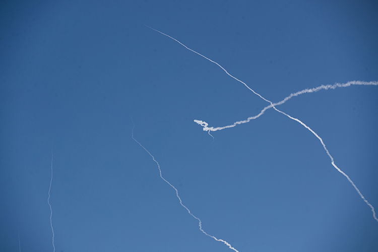 После гибели верховного лидера Ирана Али Хаменеи и других военных руководителей иранские военные пообещали возмездие и самую мощную атаку.