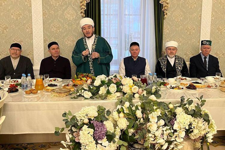 Ильфар хазрат: «От чистого сердца, от имени Духовного управления мусульман Республики Татарстан выражаем искренние соболезнования по поводу мученической смерти верховного лидера Ирана»