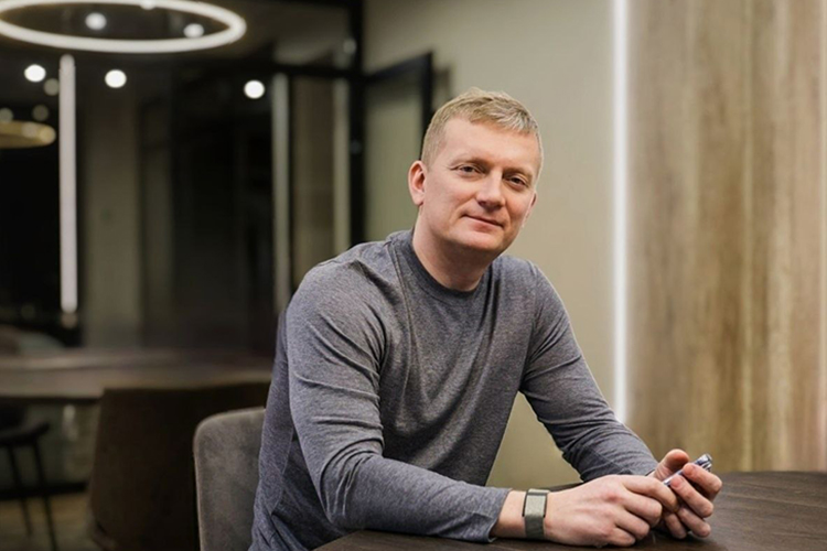 «Мы хотим разбудить „силу места“, воссоздать здесь утраченную атмосферу татарского модерна. Это не национальный или религиозный акцент, это настроение улицы, энергичной, предприимчивой, открытой ко всему прогрессивному»