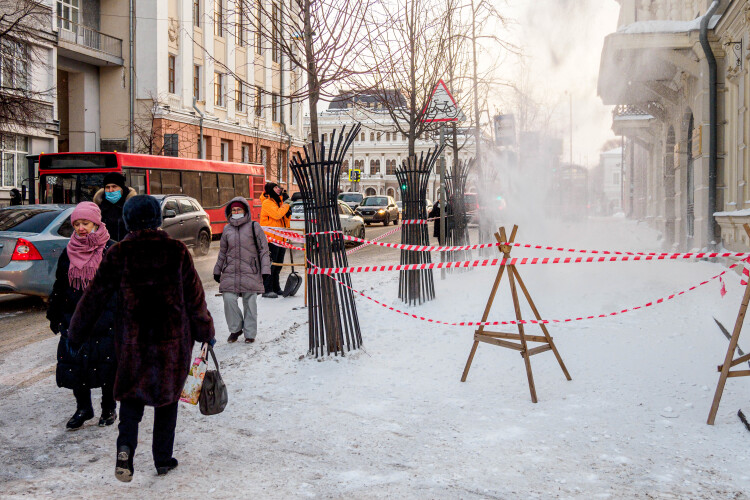 Большинство УК не заключают с подрядчиками долгосрочных контрактов — исполнителей ищут по факту, зачастую буквально через «Авито» и сарафанное радио