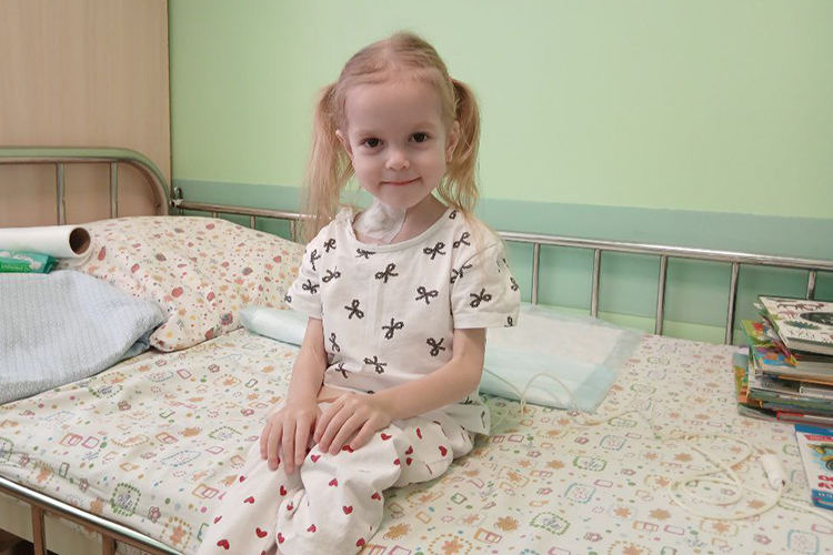 На внутривенное питание для дочери и расходные материалы для его введения нужно собрать 2 487 345 руб