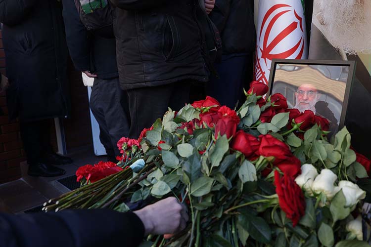 Наше издание обсудило ситуацию с несколькими представителями Ирана и узнало, что они думают о происходящем и надеются ли на помощь России