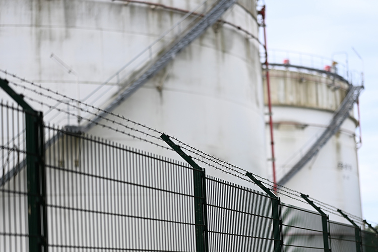 Игроки встретили эскалацию с полными кладовыми