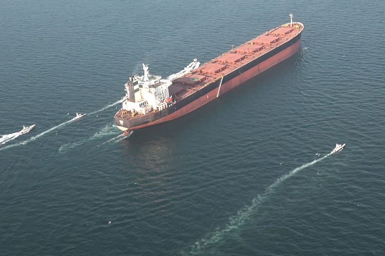 Блокада Ормузского пролива &mdash; это не просто очередной эпизод ближневосточного противостояния, а удар по главной артерии мирового энергоснабжения