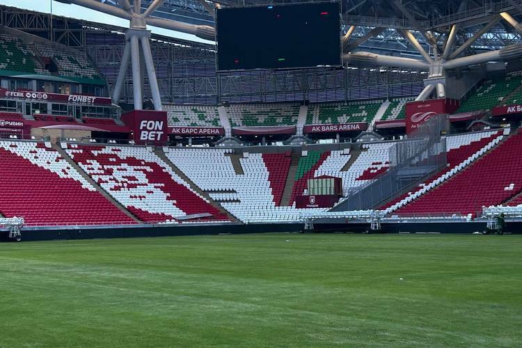 Поле «Ак Барс Арены» накануне