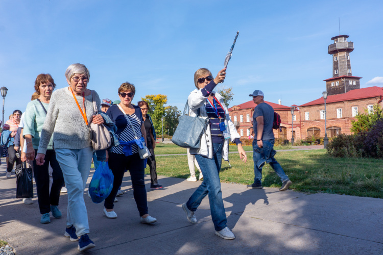 «Зачем 30 раз туда ездить, чтобы они сочли меня компетентной?»: как Свияжск пытался помириться с гидами