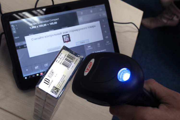 «Наш сотрудник бесплатно консультирует по работе в системе «Честный знак», &mdash; сказала о новом центре поддержки Бурханова. &mdash; Пытается помочь предпринимателям решить вопросы»