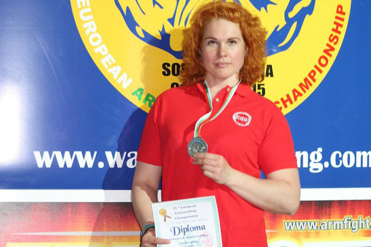 Чемпионка мира по армрестлингу из Казани: «Для кого-то бокс – ее стая, в танцы она не пойдет»