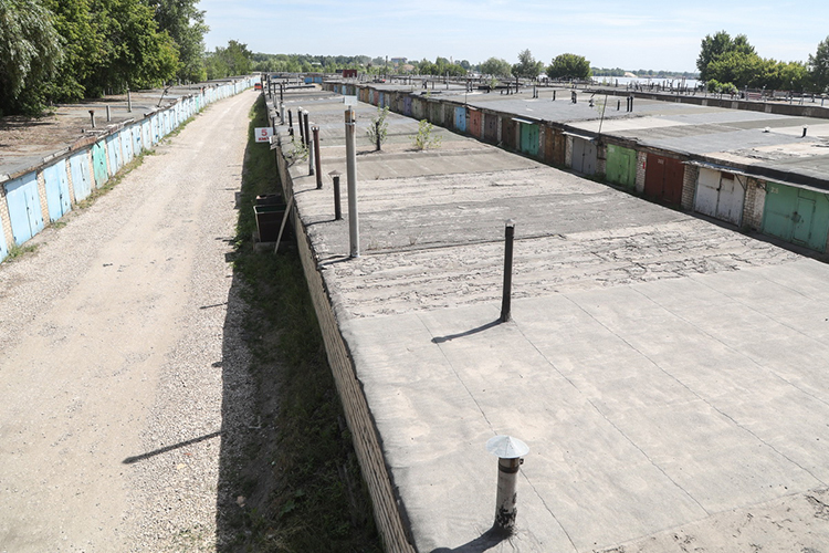 Даже на первый взгляд «неликвид» можно превратить в «конфетку», изменив категорию, разработав проект планировки территории (ППТ), или поучаствовать в программах комплексного развития территорий (КРТ), особенно когда речь идет о реорганизации промзон или гаражных кооперативов