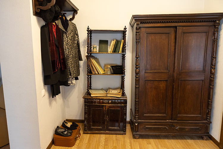 Сегодня пространство здания распределено по функциональным зонам