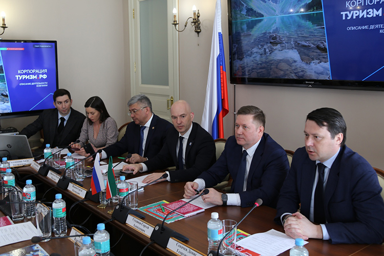 В апреле 2022 года госкомитет РТ по туризму сообщил, что кластер «Лаишево» расположится в 60 км от Казани, а инфраструктура для всесезонного отдыха должна привлечь до 350 тыс. гостей в год