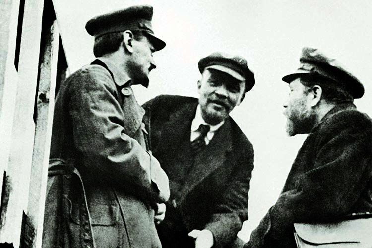 «У нас нет прямых данных о том, что Ленин сотрудничал с австро-венгерской разведкой»