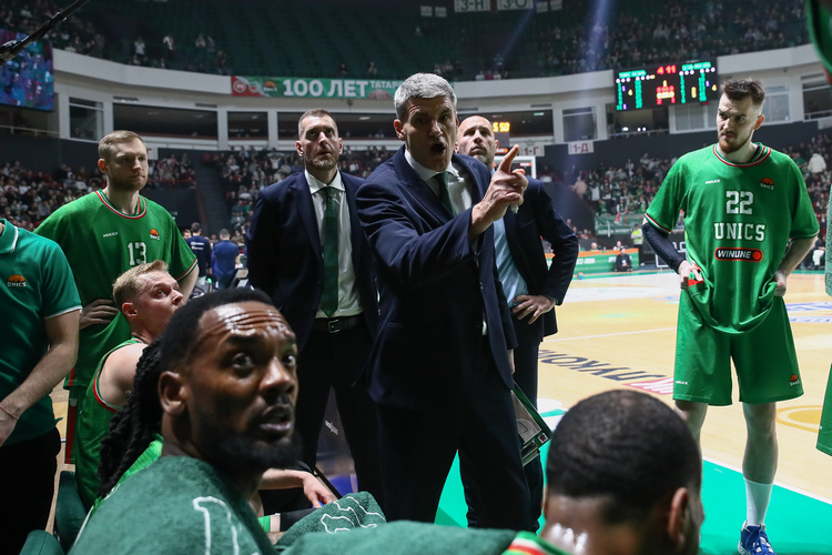 УНИКС вел плюс 17 во второй и третьей четверти