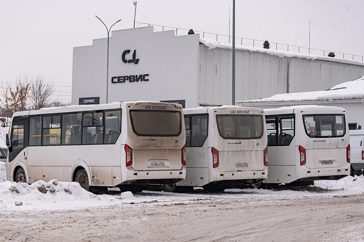 В 2023 году произвели первые автобусы на метане, где заменили немецкие провода на российские. Именно эти машины были поставлены в Татарстан в рамках массовой закупки на казначейский кредит