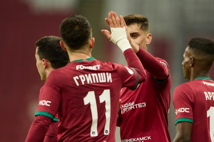  В матче с «Локомотивом» Назми Грипши вышел как ложная девятка 