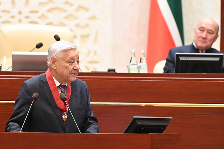 «Я думаю, мне в жизни как человеку повезло во всем: с коллегами, семьей, супругой, надежными руководителями Татарстана. Я думаю, вместе мы обречены на успехи»