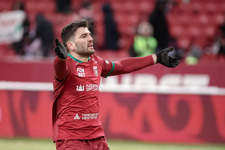  «Рубин» пропустил один мяч от «Краснодара» и ни одного от «Локомотива» (на фото &mdash; Игор Вуячич) 