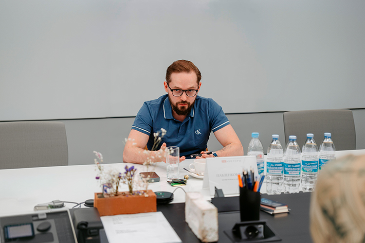 Тимур Павленков: «У них нет задачи купить квартиру на всю жизнь с прицелом на троих детей. Их горизонт планирования &mdash; пара лет»